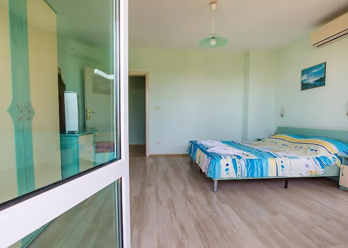 招待所 ,, Ekaterina